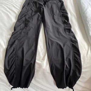 Athleta La Viva Pants with drawstrings
